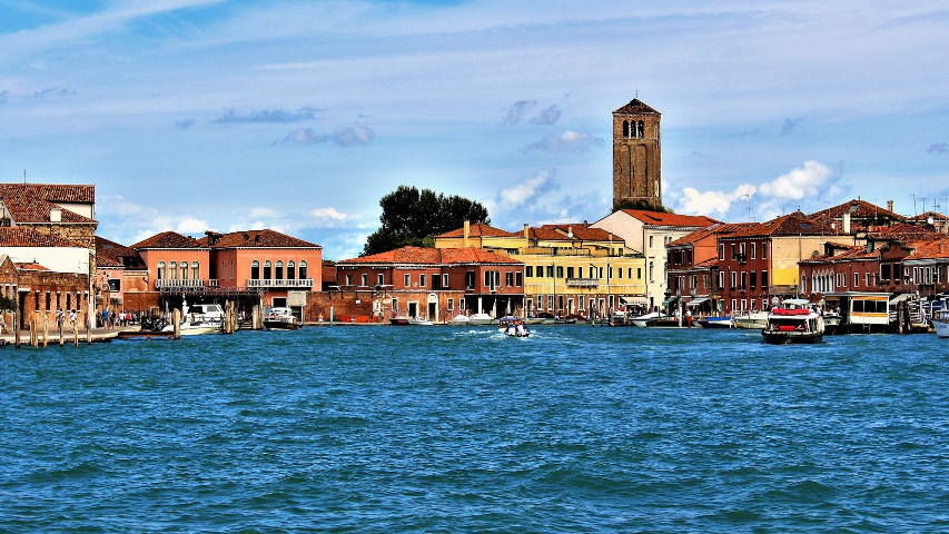 VENICE WALKING AND BOAT TOUR WITH MURANO GLASSBLOWING