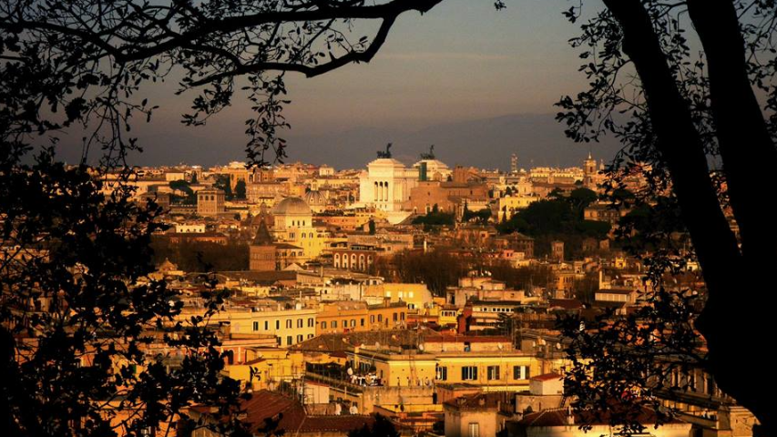 VINTAGE CAR NIGHT TOUR: ROME'S TIMELESS CHARM - PRIVATE TOUR